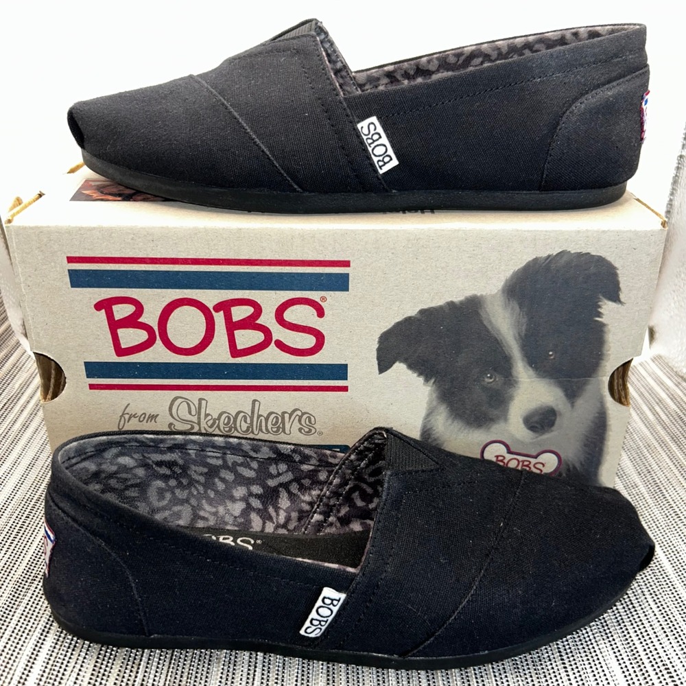 Skechers BOBS Plush Peace and Love Black Canvas Slip On Flats Women 6 33645